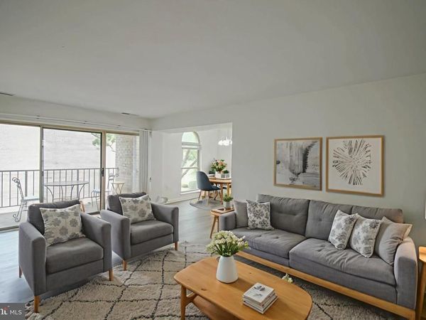 6 CANTERBURY SQUARE, Unit 301, ALEXANDRIA, VA 22304