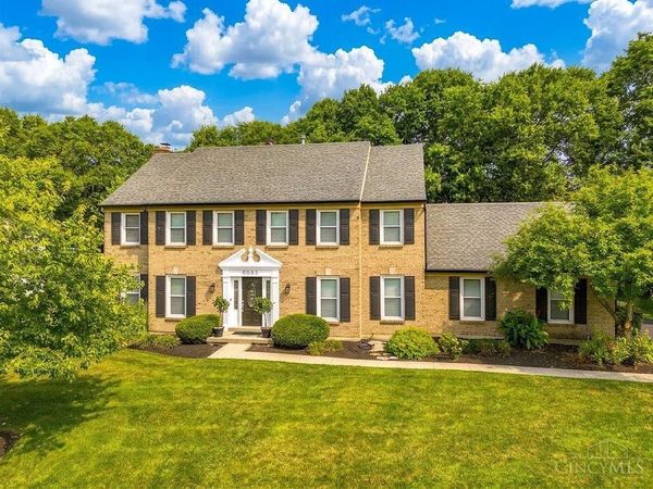 8033 Old Stable Court, West Chester, OH 45069