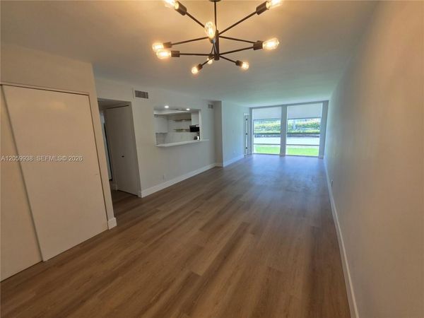 501 Three Islands Blvd, Unit 112, Hallandale Beach, FL 33009