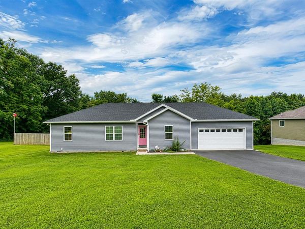 200 Parkview Shores , Scottsville, KY 42164