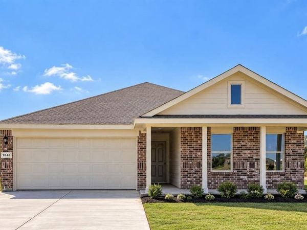 1040 BOLL WEEVIL Drive, Cleburne, TX 76031
