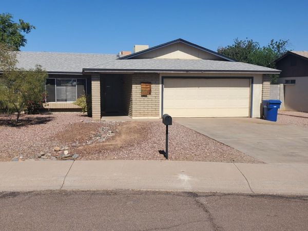 1134 W HERMOSA Drive, Tempe, AZ 85282