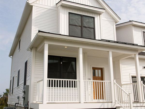 219 Aurora Road, South Burlington, VT 05403