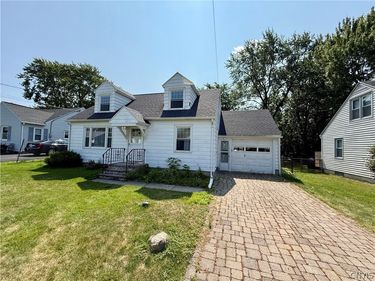 116 Chestnut Hill Drive , Liverpool, NY 13088