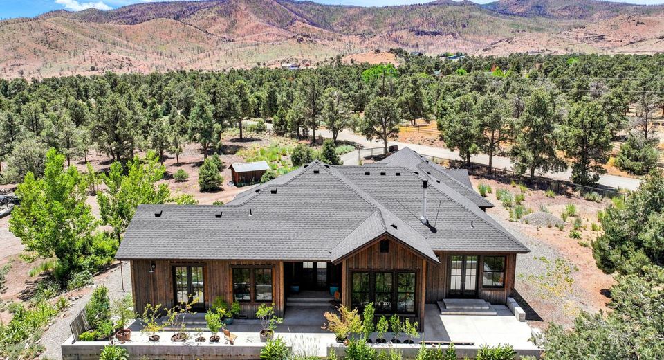 921 Karnes Drive, Gardnerville, NV 89410 Photo