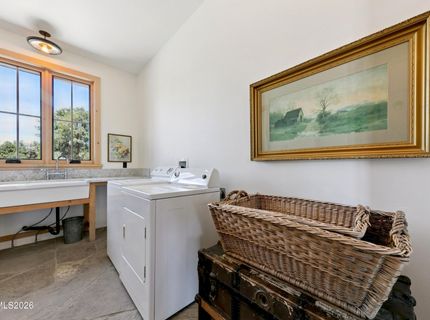921 Karnes Drive, Gardnerville, NV 89410 Photo