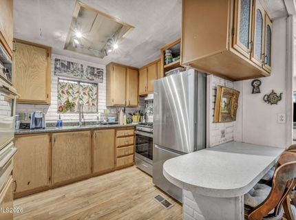 360 E Gepford Parkway, Sun Valley, NV 89433 Photo
