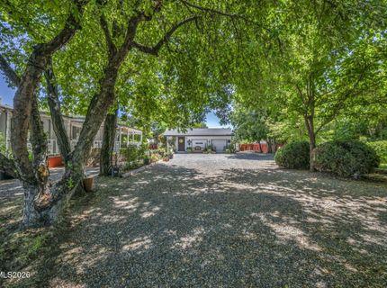 360 E Gepford Parkway, Sun Valley, NV 89433 Photo