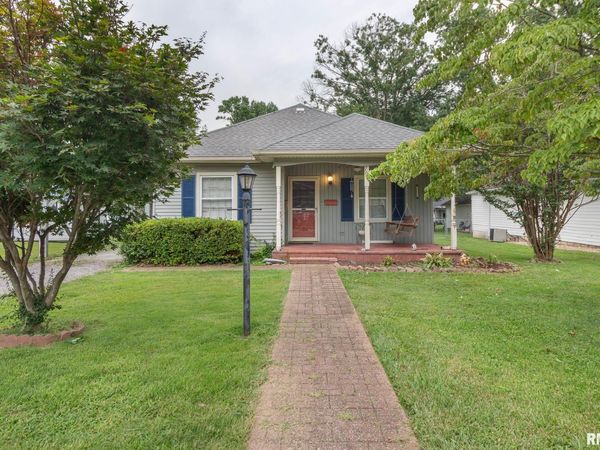 708 N 8TH Street, Herrin, IL 62948