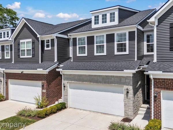 4685 Broomfield Way, Orion Township, Mi 48359