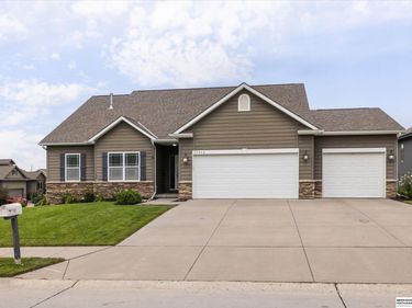 17314 Soldier Street, Omaha, NE 68136