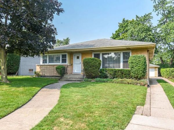 143 Thelin Court , Wilmette, IL 60091