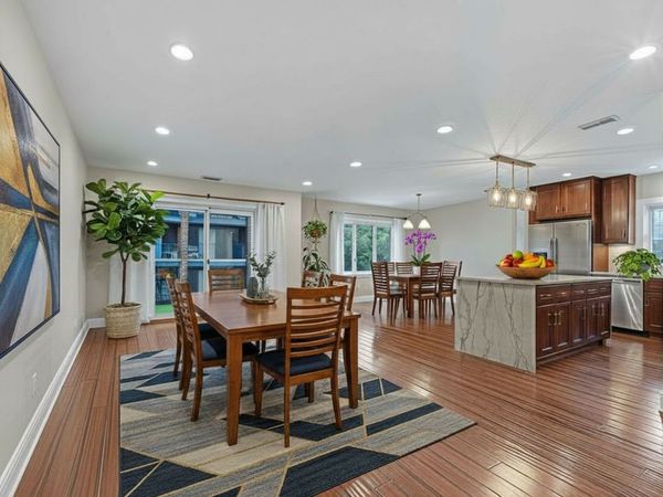 9382 Landings Lane , Unit K307, Des Plaines, IL 60016