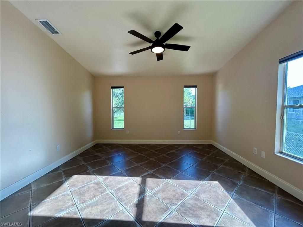 2430 Golden Gate Blvd E, Naples, FL 34117 Photo