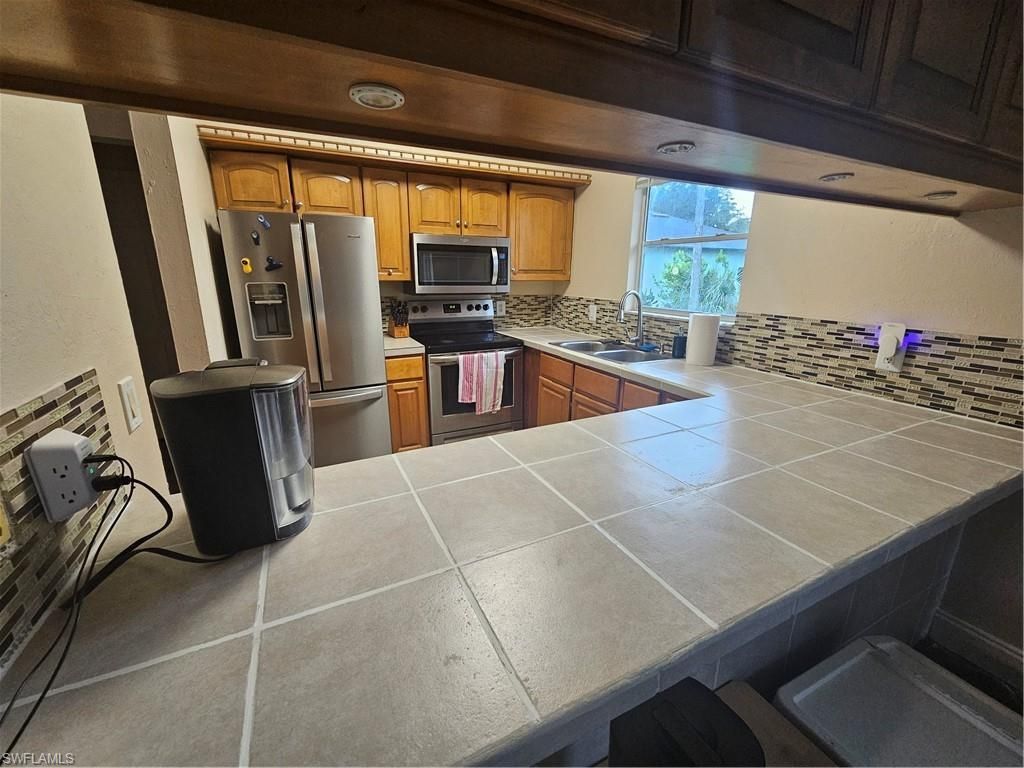 2430 Golden Gate Blvd E, Naples, FL 34120 Photo