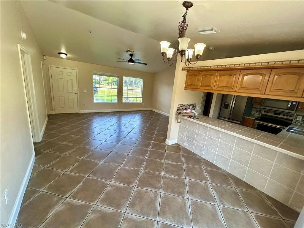 2430 Golden Gate Blvd E, Naples, FL 34117 Photo
