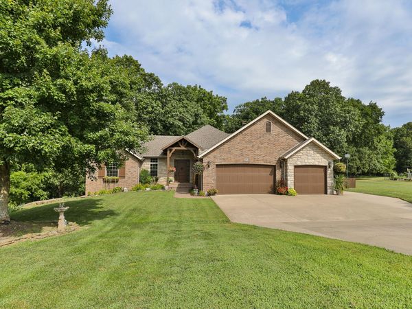 1657 S Timber Lake Drive , Nixa, MO 65714