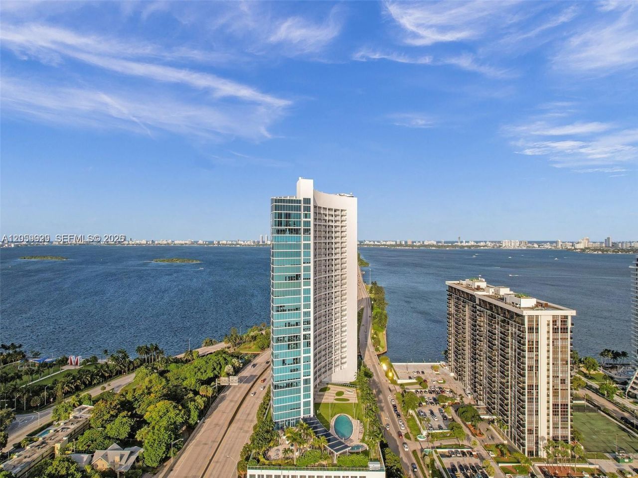 601 NE 36th St, Unit 2507, Miami, FL 33137 Photo