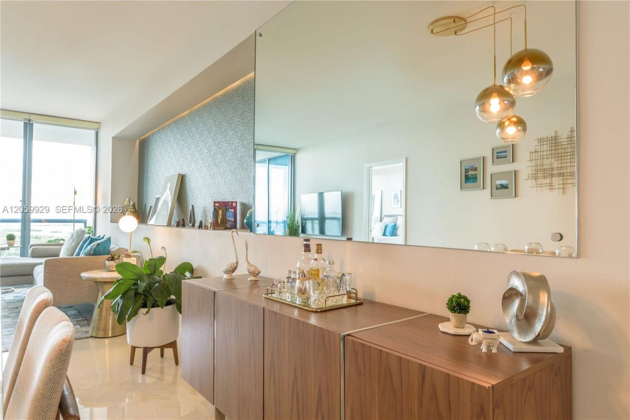 601 NE 36th St, Unit 2507, Miami, FL 33137 Photo