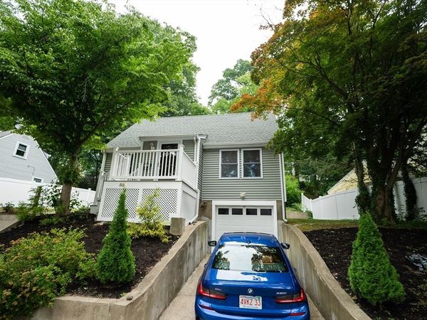 592 Poplar St, Boston, MA 02131