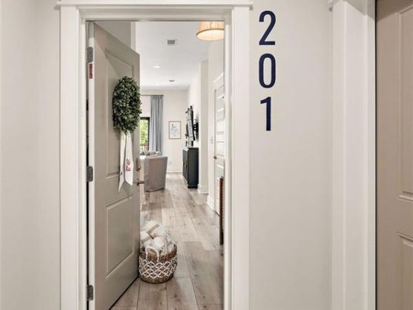 124 COURT Street, Unit 201, Bay St Louis, MS 39520