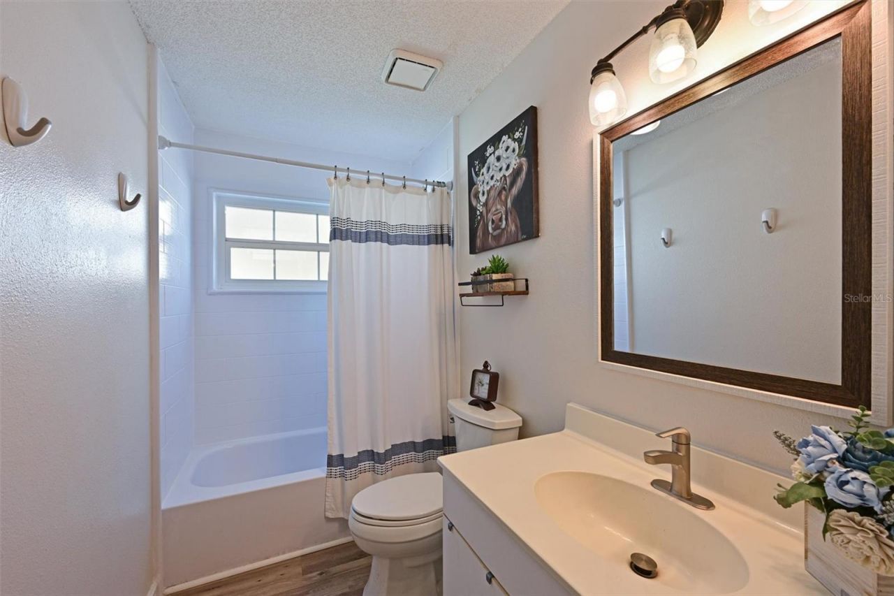 4427 Murfield Drive E, Bradenton, FL 34203 Photo