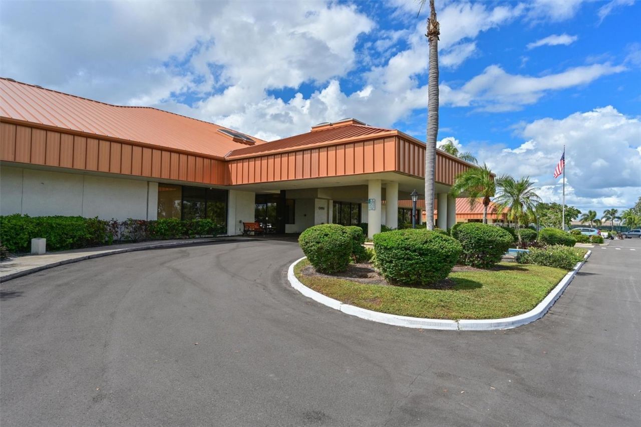4427 Murfield Drive E, Bradenton, FL 34203 Photo
