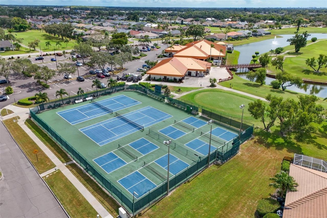 4427 Murfield Drive E, Bradenton, FL 34203 Photo
