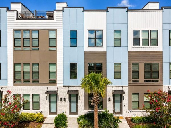 2058 PACKING DISTRICT WAY, ORLANDO, FL 32804