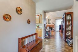 140 Charles Towne Court  photo 4