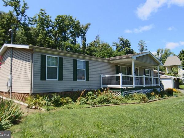 678 FRONT STREET, ENOLA, PA 17025