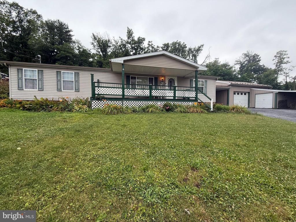 678 N FRONT STREET , ENOLA, PA 17025