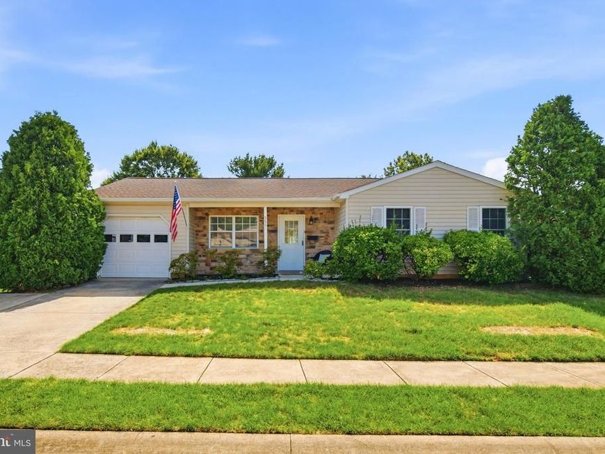 5661 Crabapple Drive, Frederick, MD 21703 Main Photo