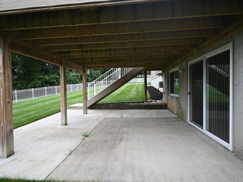 2081 Blankenbecker Drive, Florence, KY 41042 Photo 8
