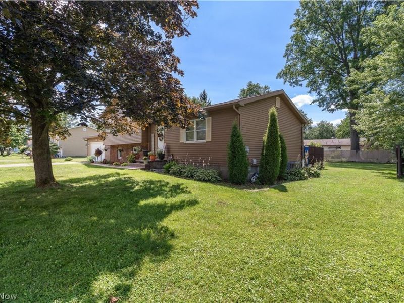 457 S Colonial Drive, Cortland, OH 44410 Photo 23