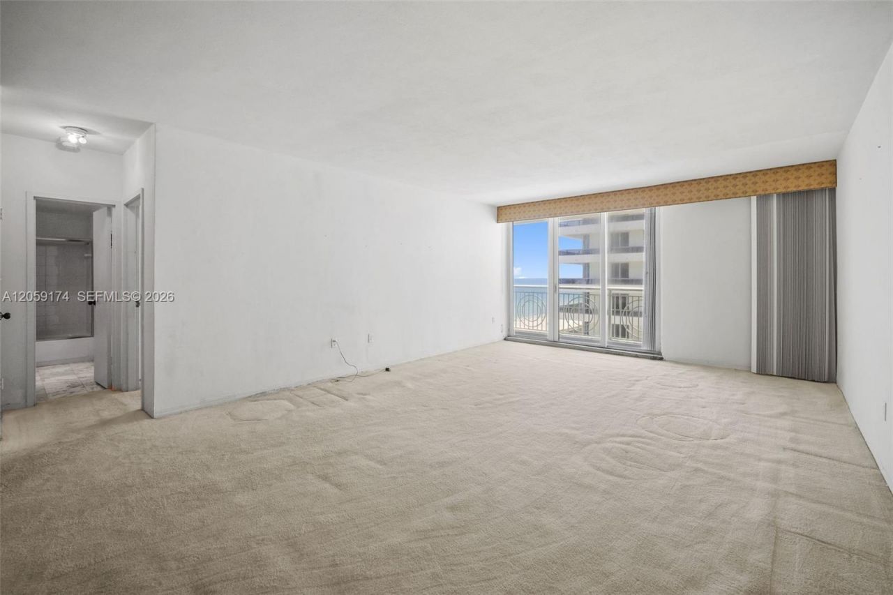 5825 Collins Ave, Unit 12H, Miami Beach, FL 33140 Photo