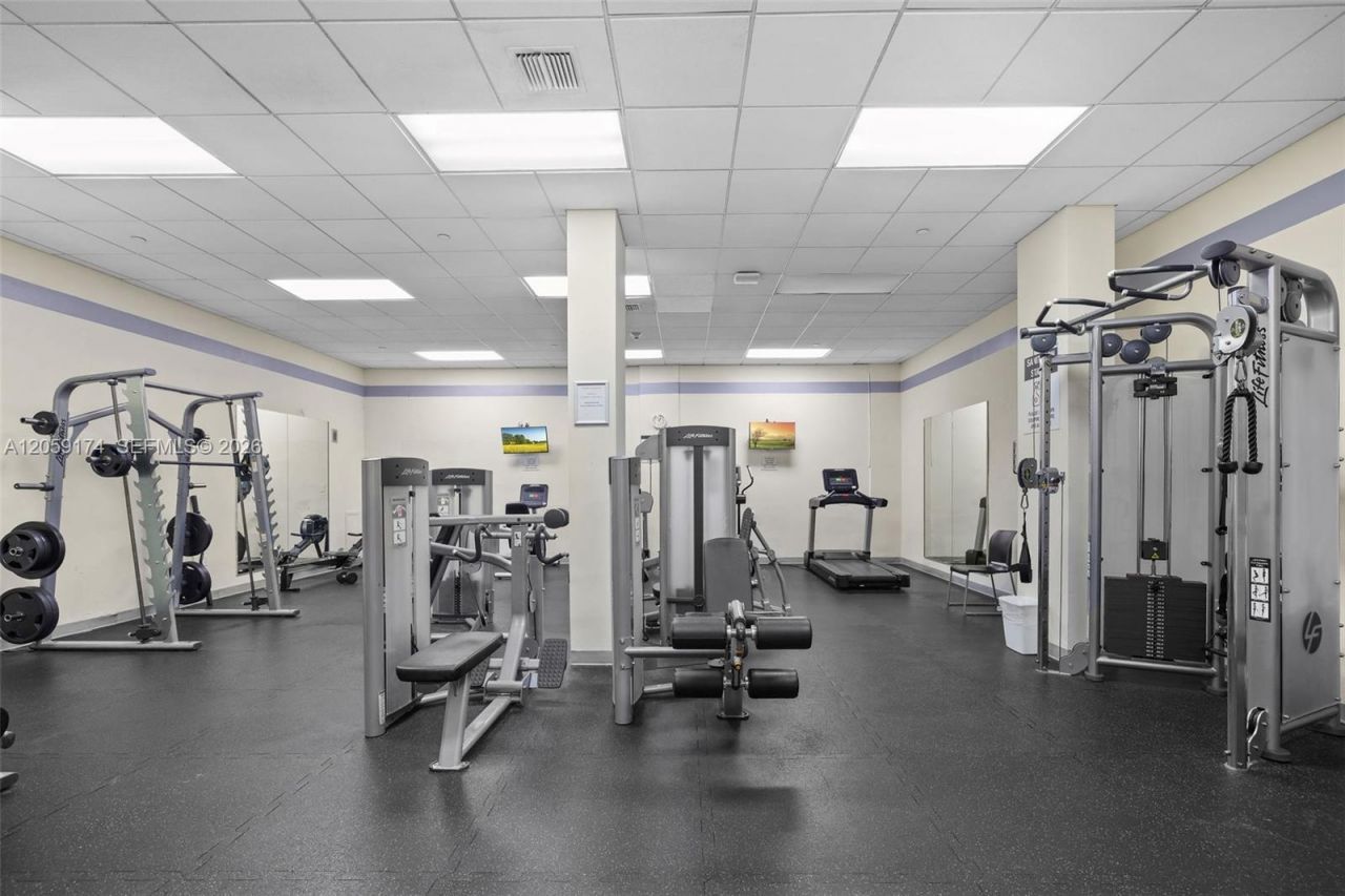 5825 Collins Ave, Unit 12H, Miami Beach, FL 33140 Photo