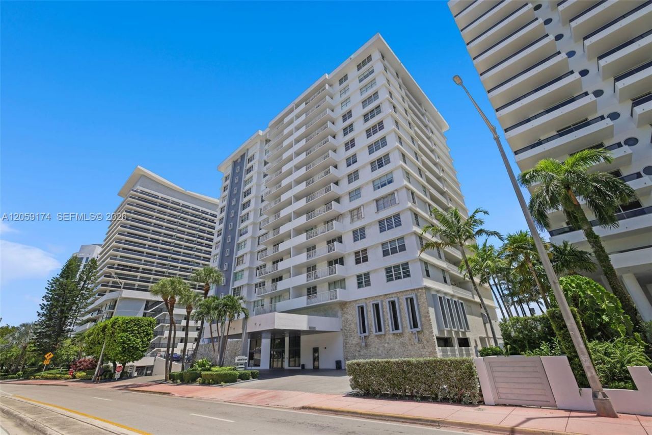 5825 Collins Ave, Unit 12H, Miami Beach, FL 33140 Photo