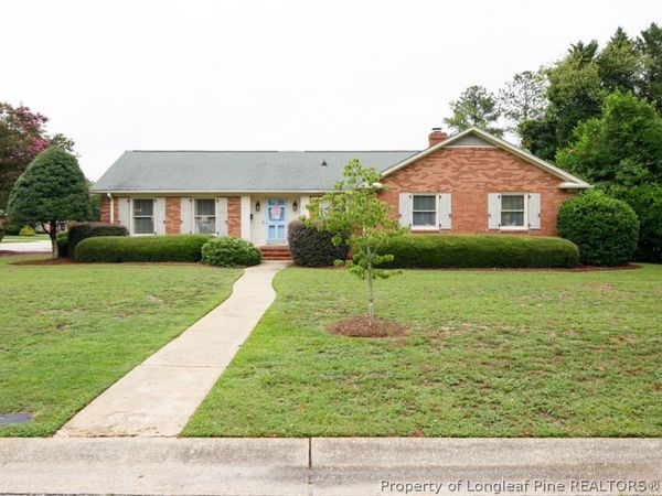 2630 Mirror Lake Drive, Fayetteville, NC 28303