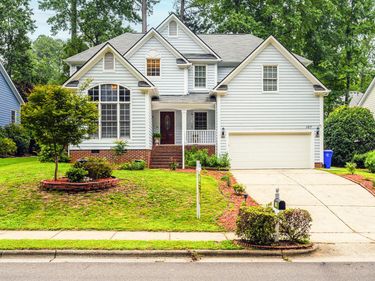107 Lonebrook Drive, Chapel Hill, NC 27516