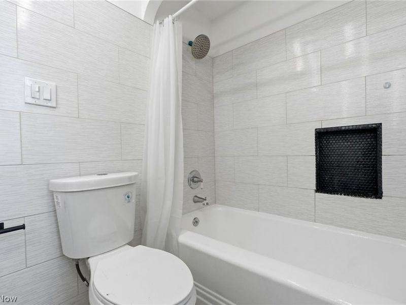 4429 Groveland Road, University Heights, OH 44118 Photo 15