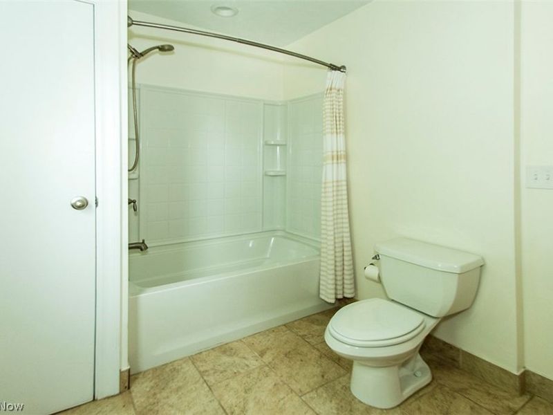 2300 Lakeview Avenue, Rocky River, OH 44116 Photo 25