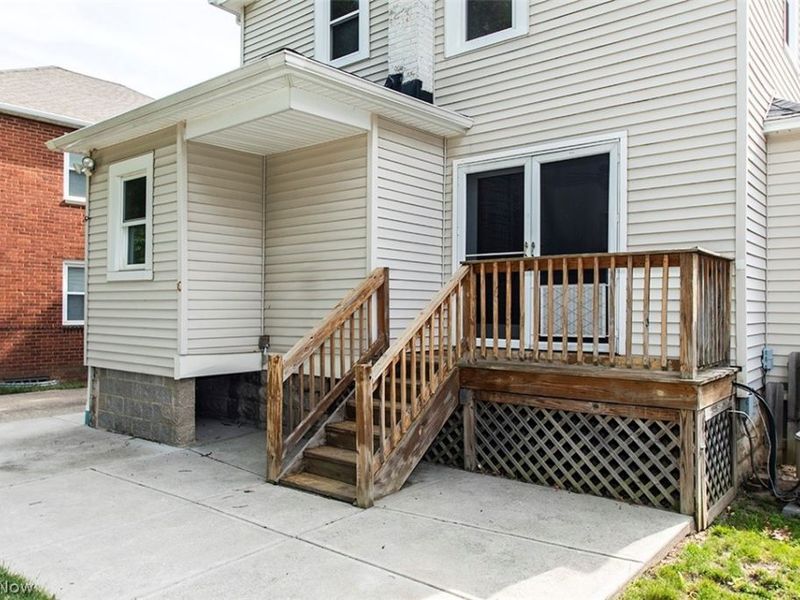 2300 Lakeview Avenue, Rocky River, OH 44116 Photo 4