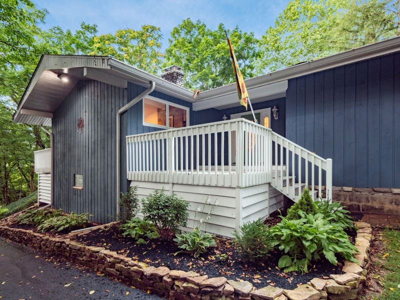 6107 Riverside Drive, Powell, OH 43065 Photo 6