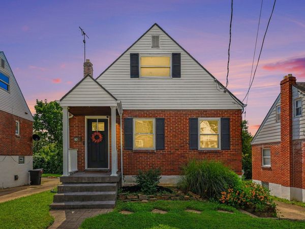 74 Bon Jan Lane, Highland Heights, KY 41076
