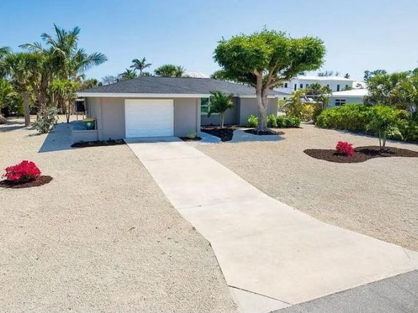 446 LAKE MUREX Circle, Sanibel, FL 33957
