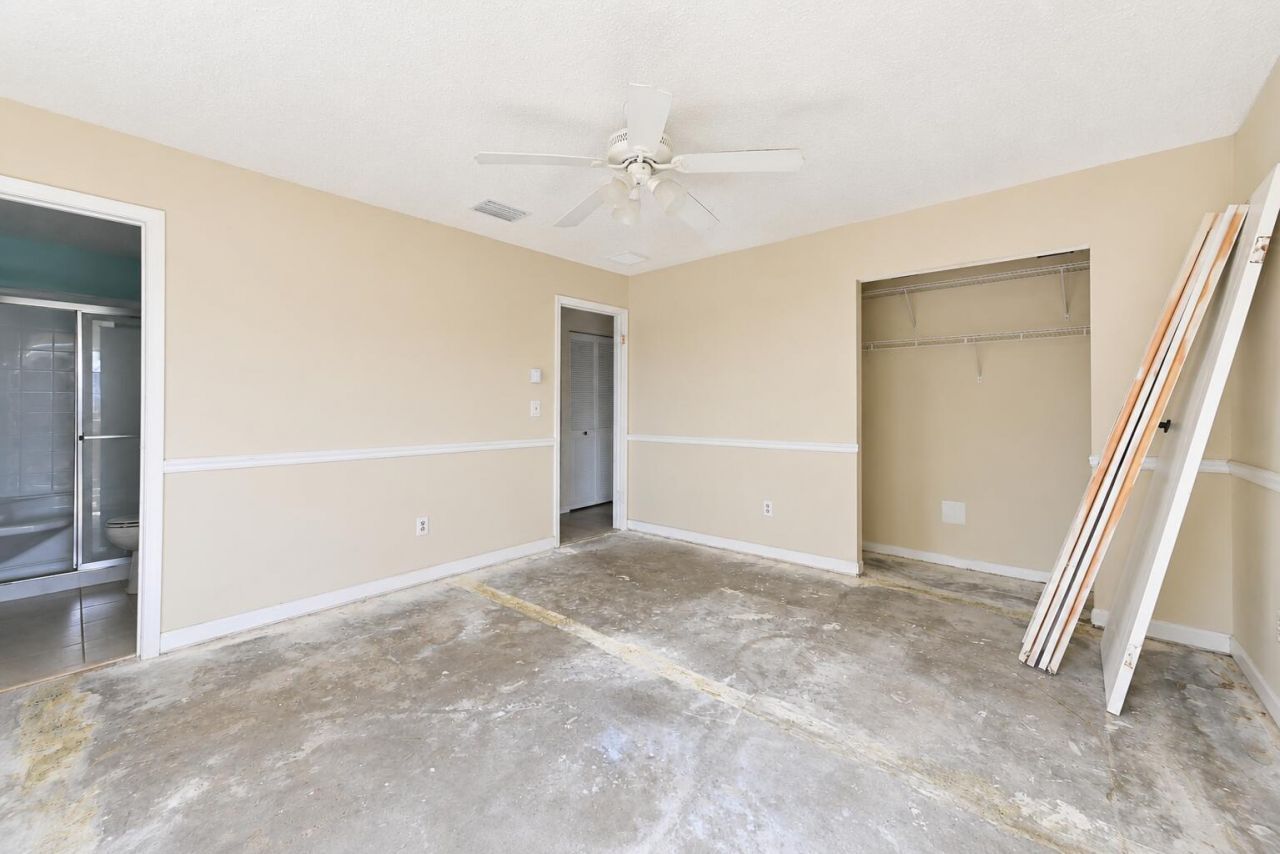 392 SE Crosspoint Drive, Port Saint Lucie, FL 34983 Photo