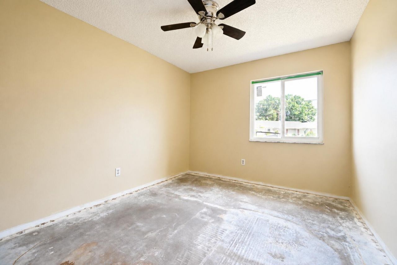 392 SE Crosspoint Drive, Port Saint Lucie, FL 34983 Photo
