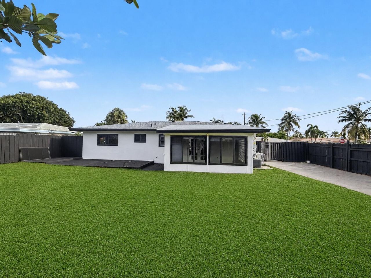 150 SE 5th Court, Pompano Beach, FL 33060 Photo