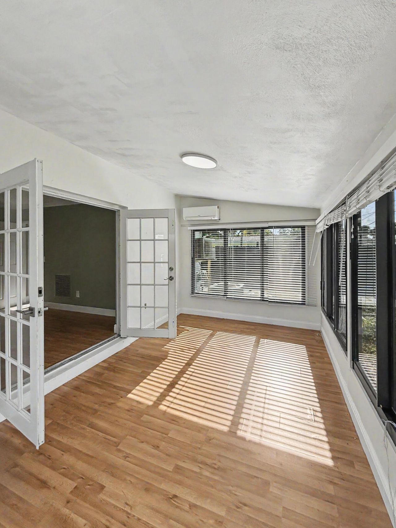 150 SE 5th Court, Pompano Beach, FL 33060 Photo